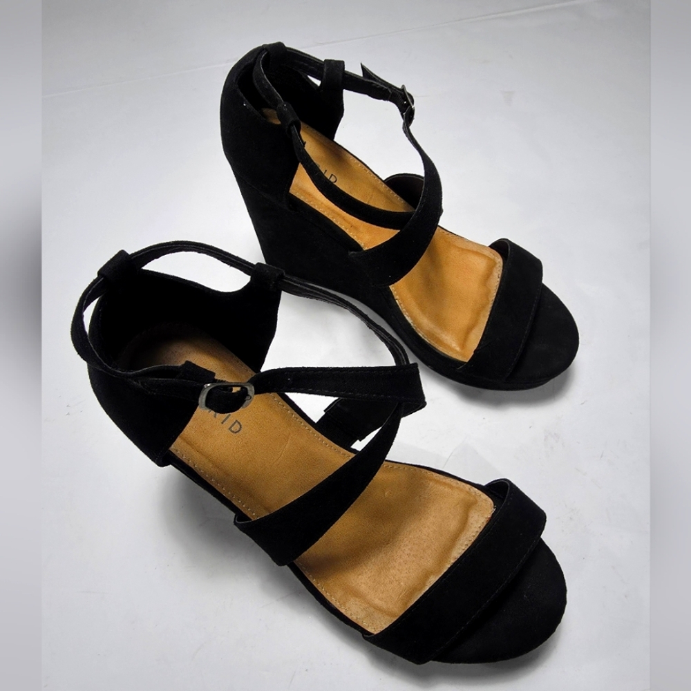 Torrid Elegant Black Wedge Platform Sandals Size 9W